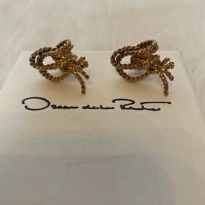 COPY - Oscar de La  Renta Gold Twist Knot Hoops